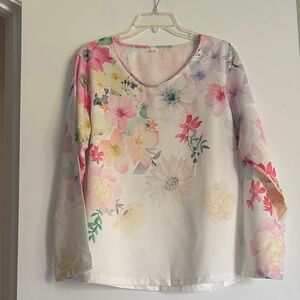 Floral Long Sleeve Scoop Neck Top - Pastel Blooms